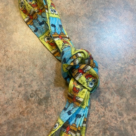 SpongeBob and Blue Flame Patterned Shoelaces - Picture 3 of 5